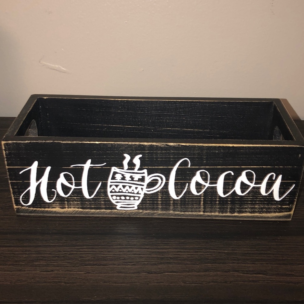 🥧🔥 Wooden 'Hot Cocoa' Serving Crate
